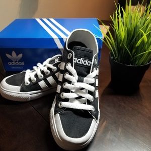 Adidas Clementes sneakers